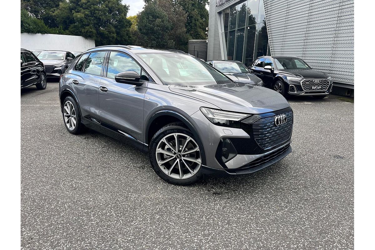 2024 Audi Q4 e-tron 55 F4