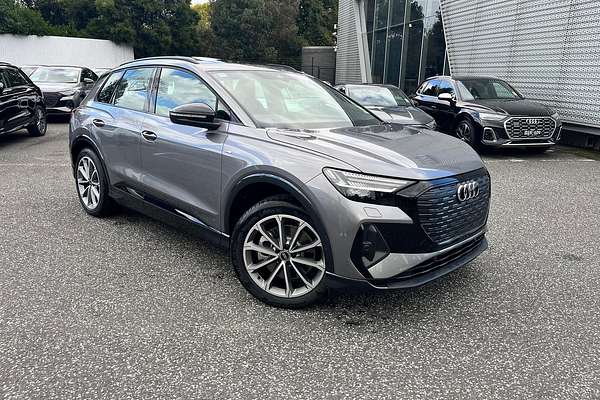 2024 Audi Q4 e-tron 55 F4