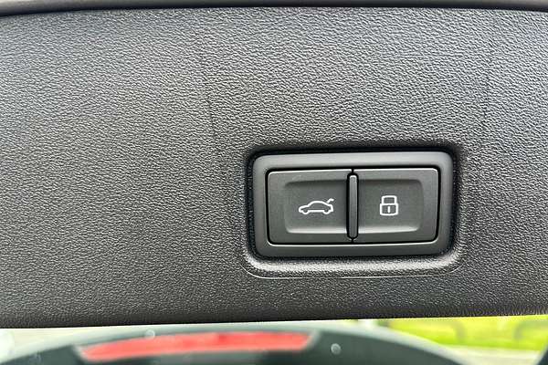 2024 Audi Q4 e-tron 55 F4
