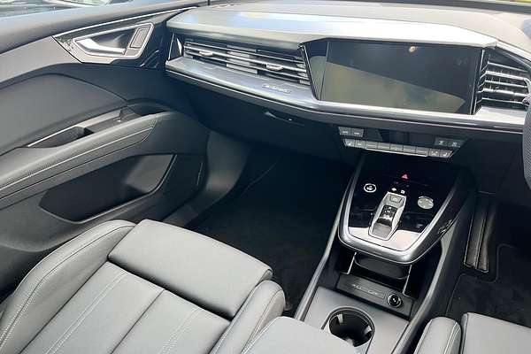 2024 Audi Q4 e-tron 55 F4