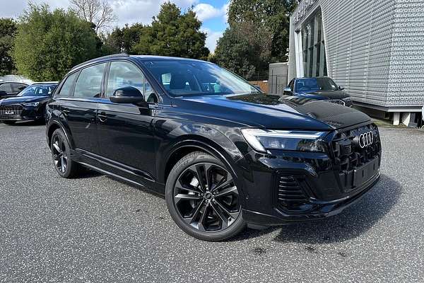 2025 Audi Q7 45 TFSI 4M