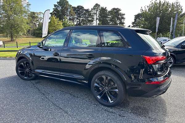2025 Audi Q7 45 TFSI 4M