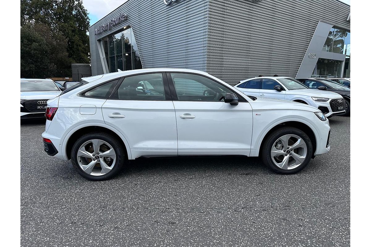 2024 Audi Q5 40 TDI S line FY