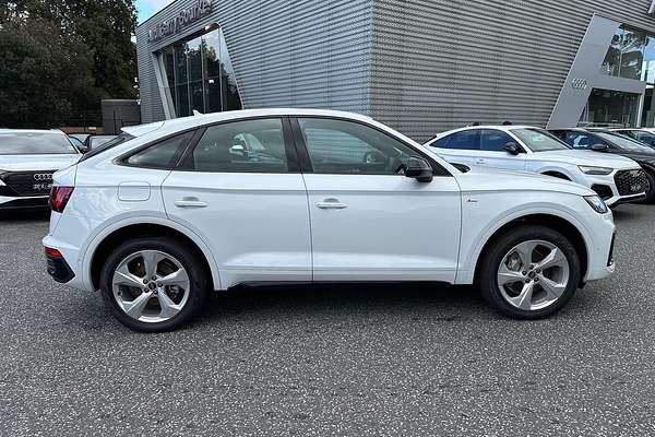 2024 Audi Q5 40 TDI S line FY