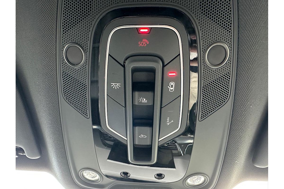 2024 Audi Q5 40 TDI S line FY
