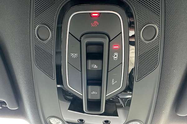 2024 Audi Q5 40 TDI S line FY