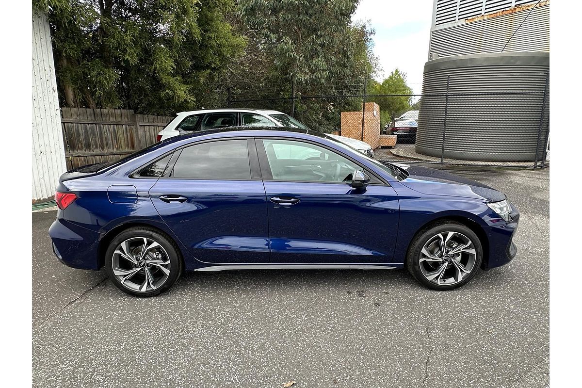 2025 Audi A3 35 TFSI S line GY