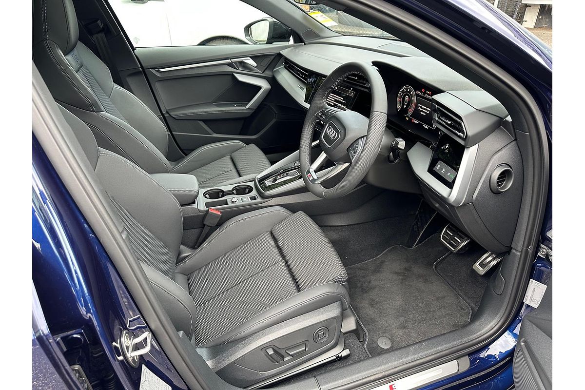 2025 Audi A3 35 TFSI S line GY