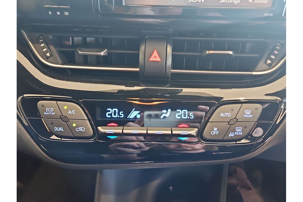 2017 Toyota C-HR NGX10R