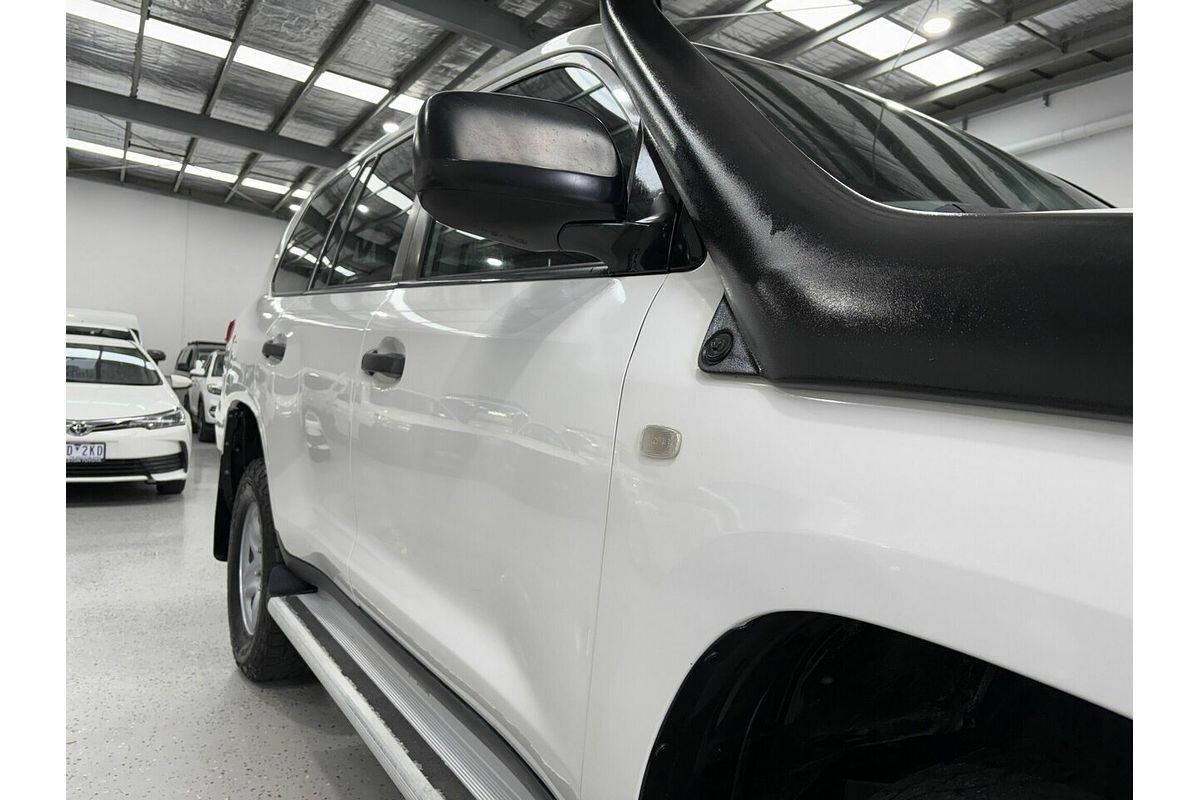 2013 Toyota Landcruiser GX VDJ200R