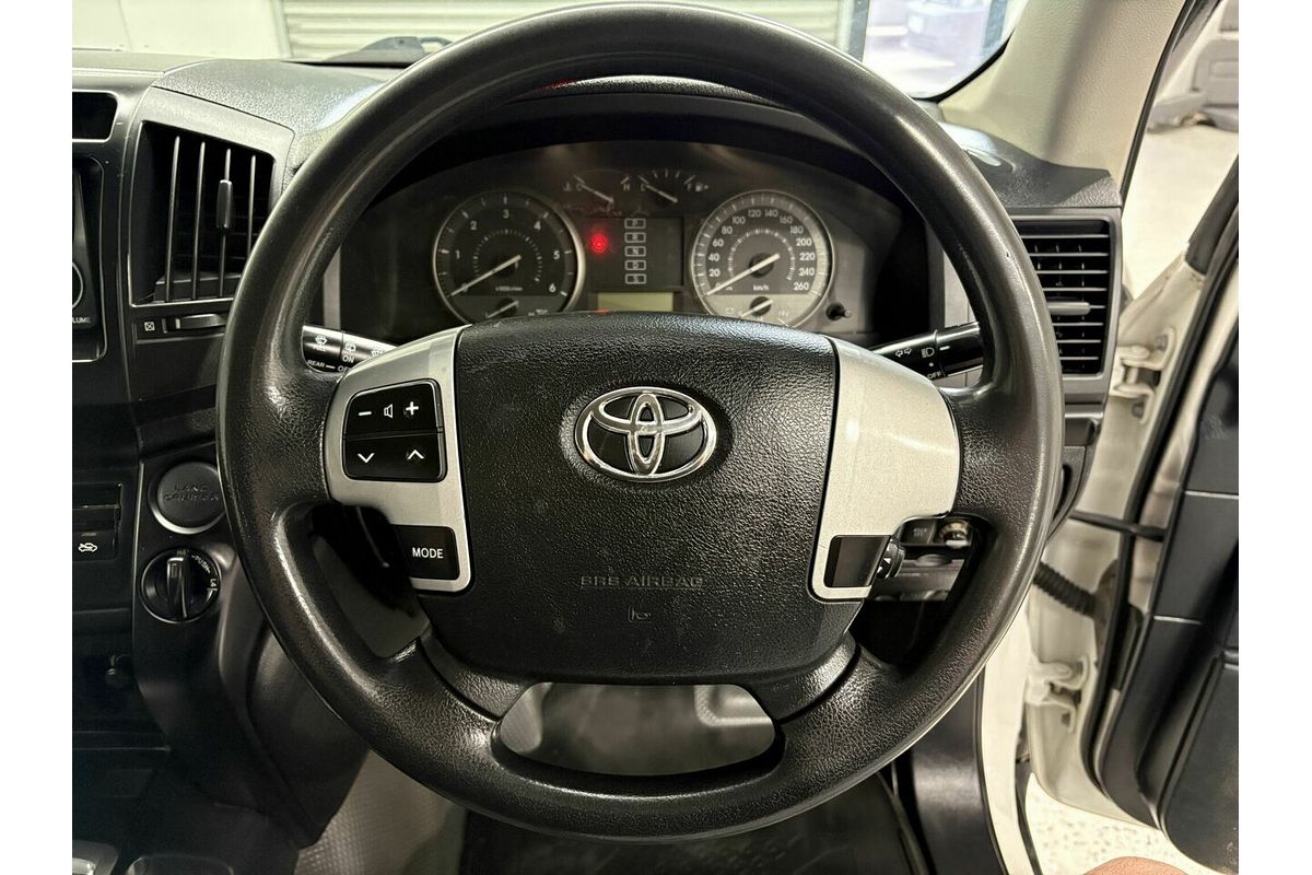 2013 Toyota Landcruiser GX VDJ200R
