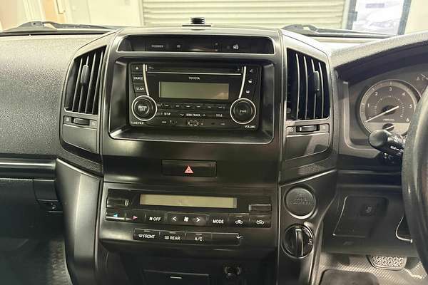 2013 Toyota Landcruiser GX VDJ200R