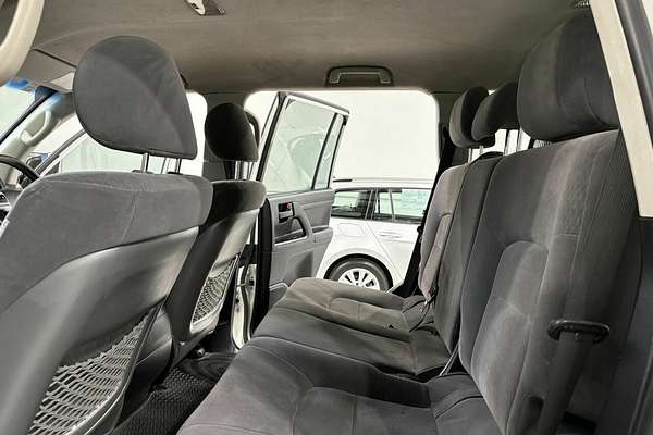 2013 Toyota Landcruiser GX VDJ200R