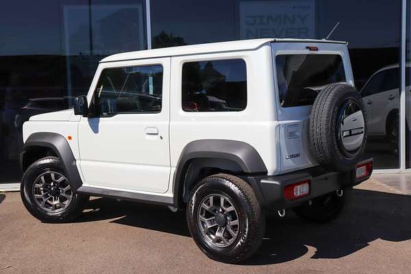 2024 Suzuki Jimny GLX GJ