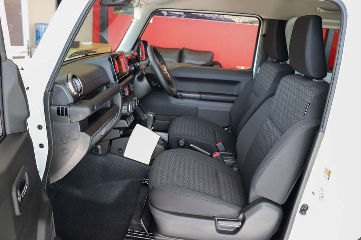 2024 Suzuki Jimny GLX GJ