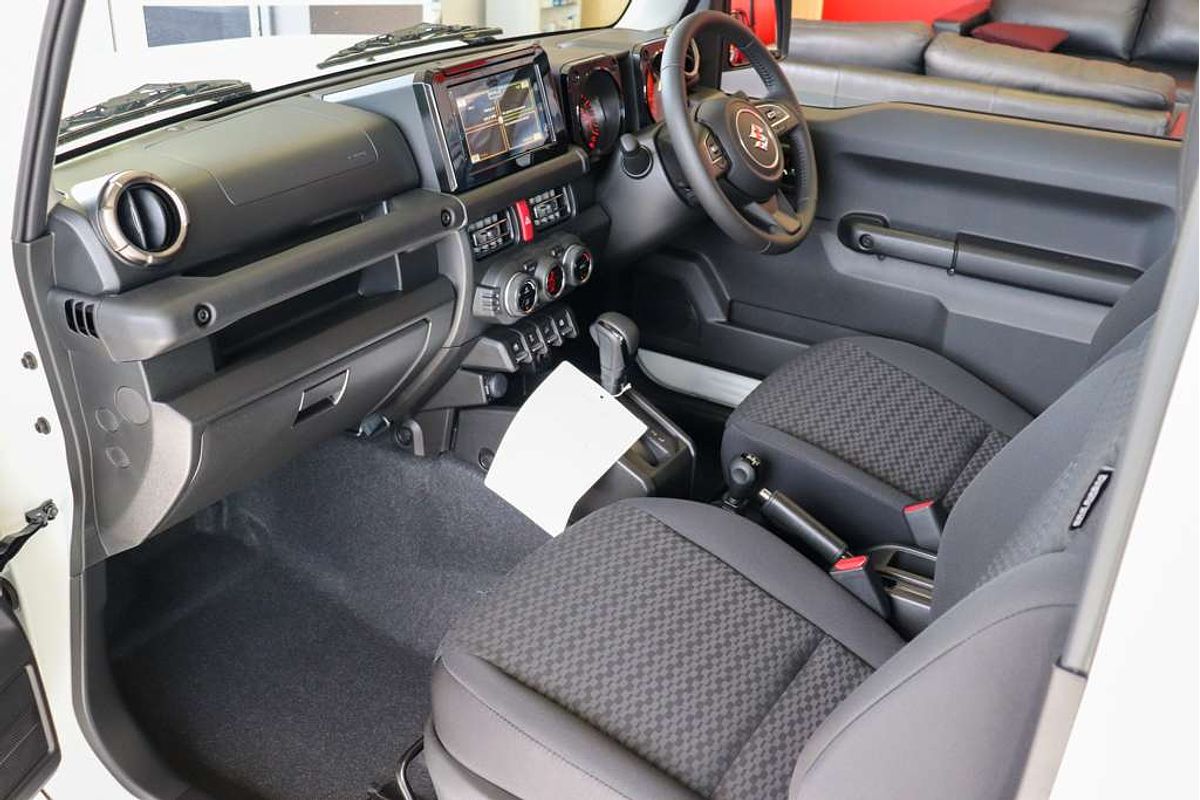 2024 Suzuki Jimny GLX GJ