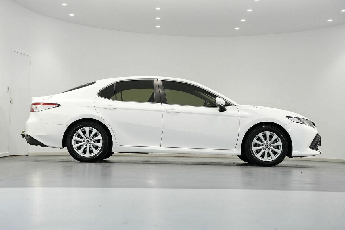 2020 Toyota Camry Ascent ASV70R