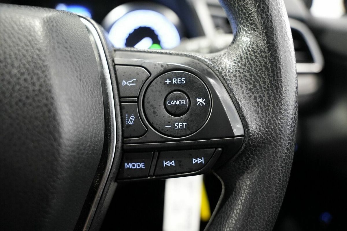 2020 Toyota Camry Ascent ASV70R