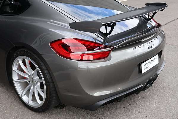 2016 Porsche Cayman GT4 981