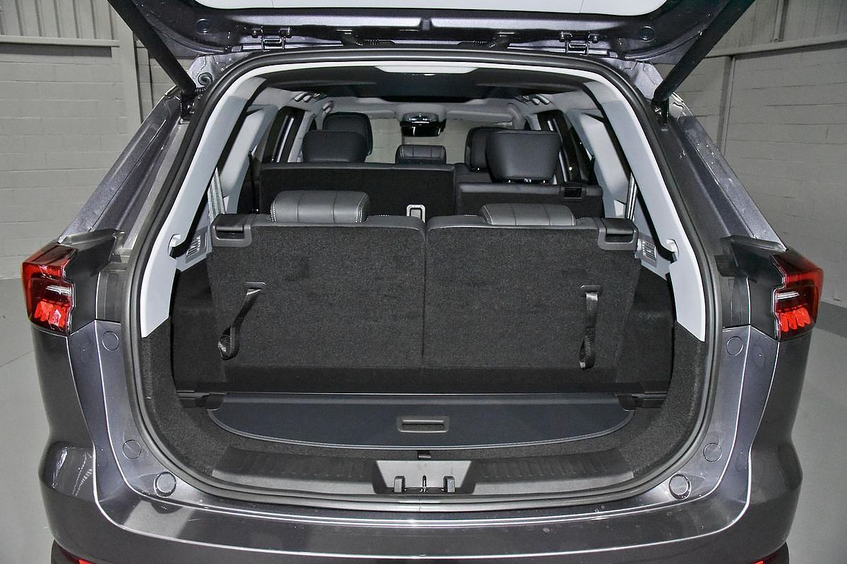 2025 Chery Tiggo 8 Pro Max Ultimate AWD T31