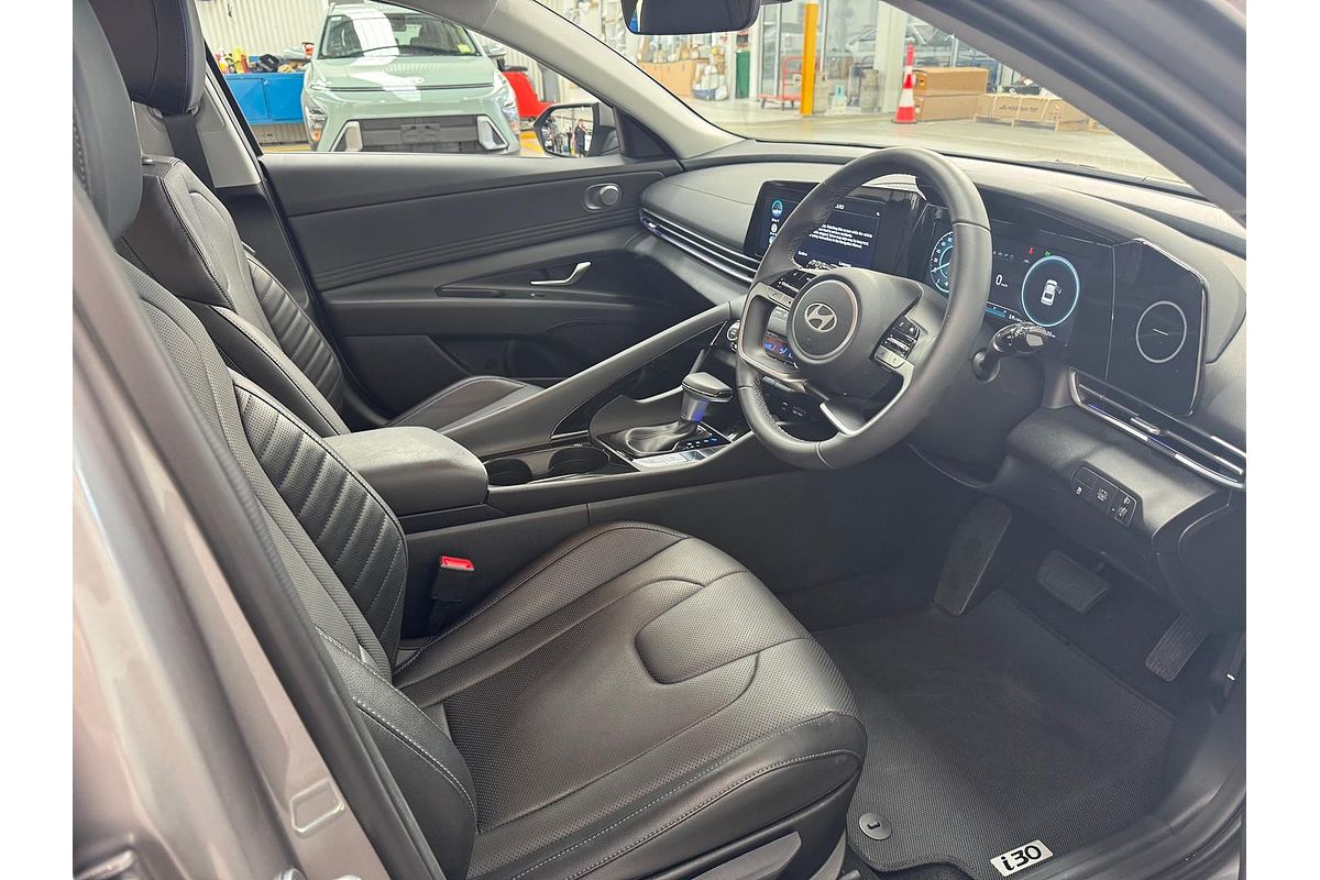 2024 Hyundai i30 Elite Hybrid CN7.V2