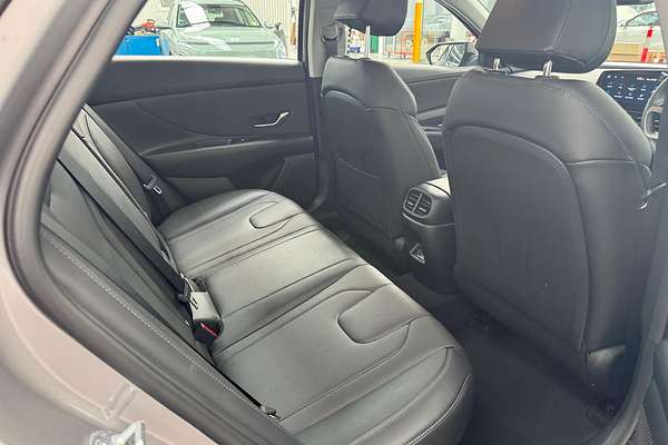 2024 Hyundai i30 Elite Hybrid CN7.V2
