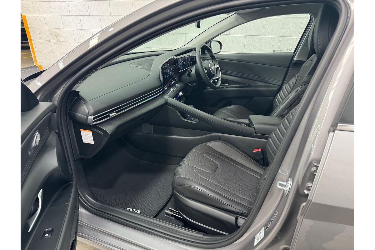 2024 Hyundai i30 Elite Hybrid CN7.V2