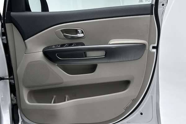 2018 Kia Carnival S YP