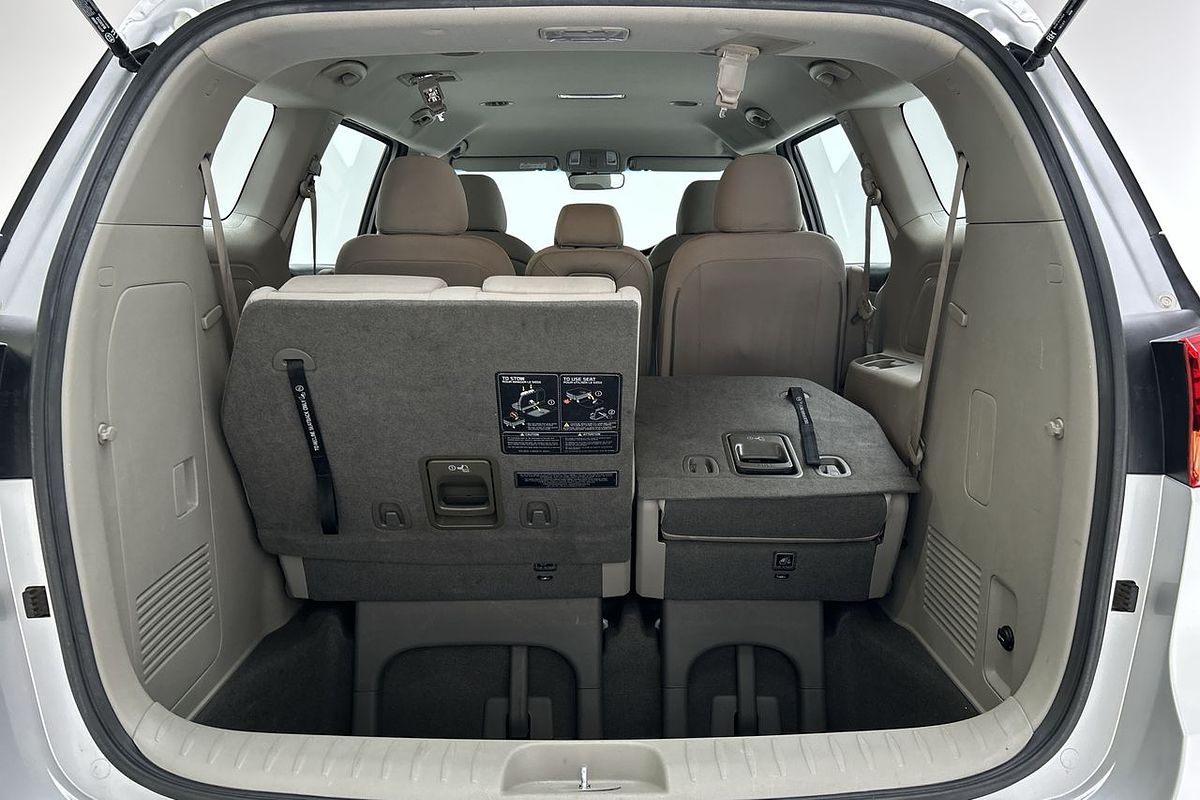 2018 Kia Carnival S YP