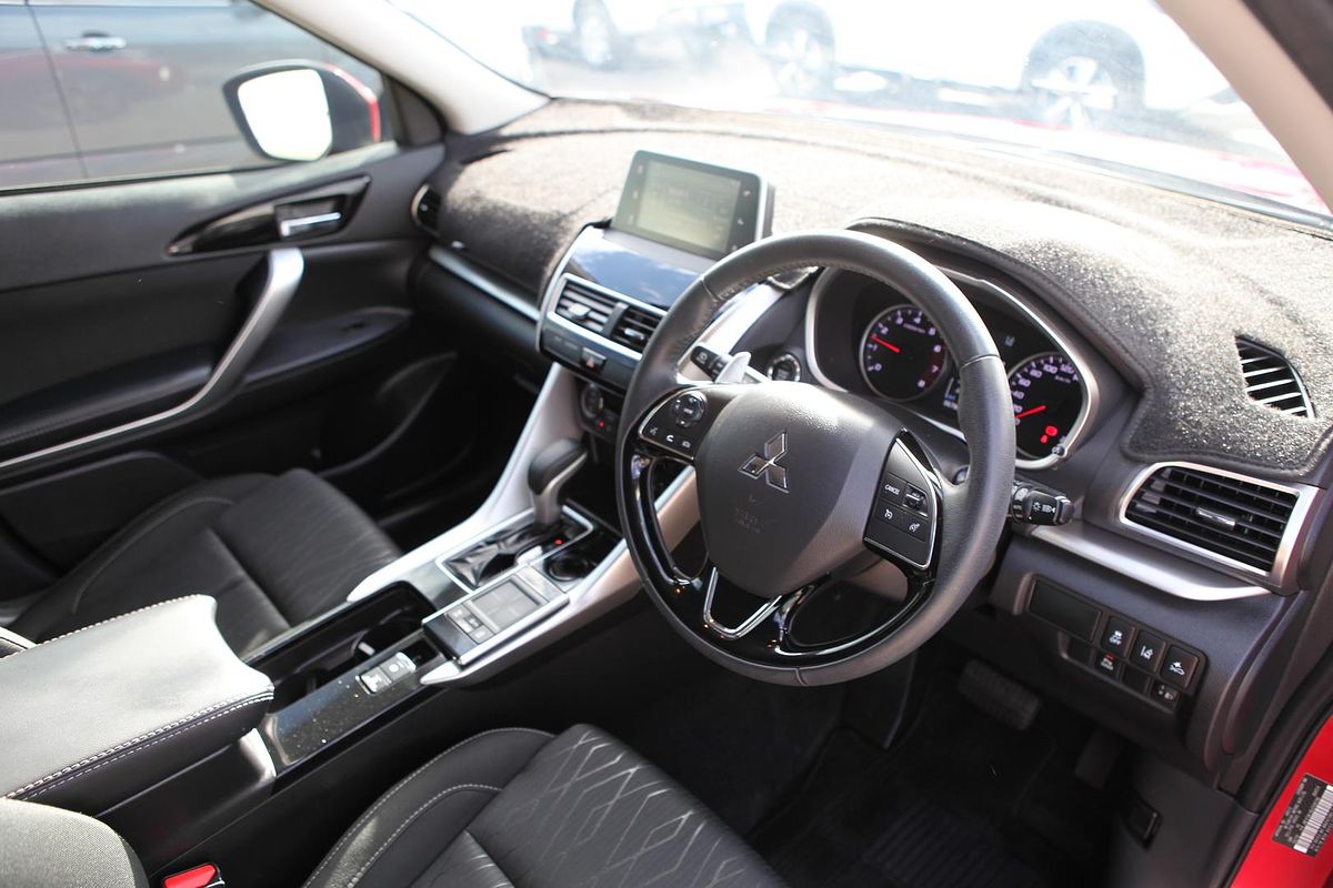2018 Mitsubishi Eclipse Cross LS YA
