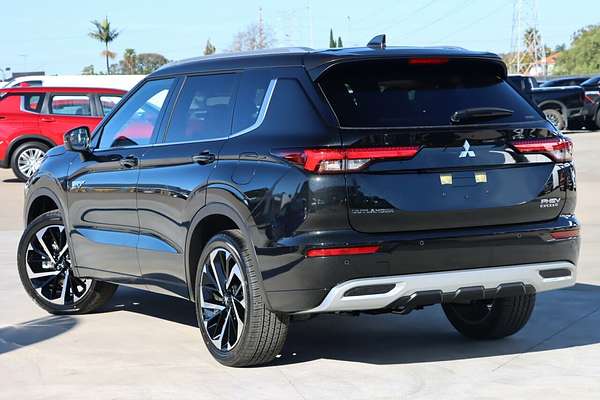 2024 Mitsubishi Outlander PHEV Exceed Tourer ZM
