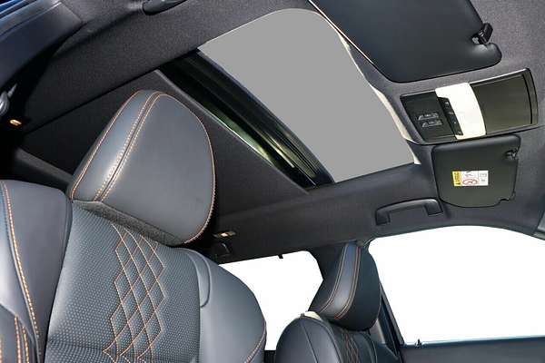 2024 Mitsubishi Outlander PHEV Exceed Tourer ZM