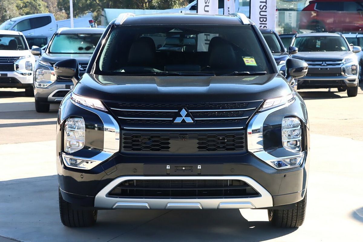 2024 Mitsubishi Outlander PHEV Exceed Tourer ZM