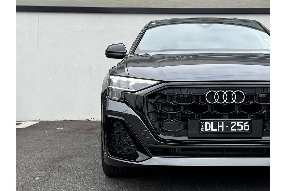 2024 Audi Q8 50 TDI S line F1