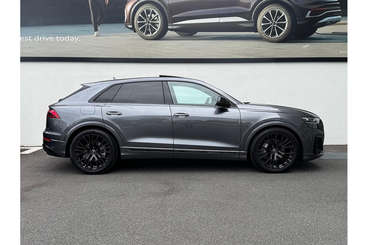 2024 Audi Q8 50 TDI S line F1