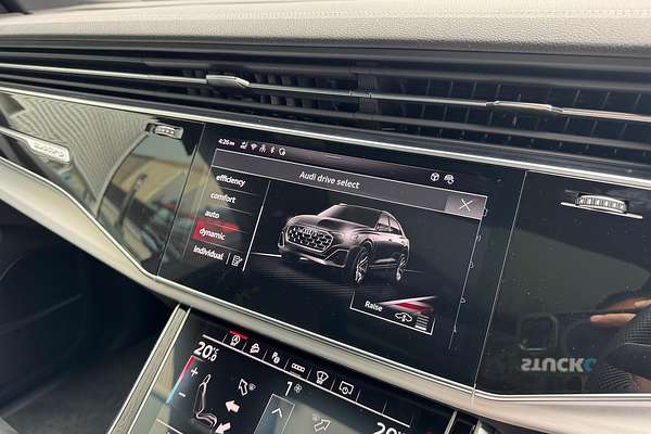 2024 Audi Q8 50 TDI S line F1