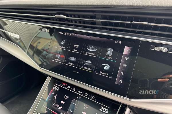 2024 Audi Q8 50 TDI S line F1