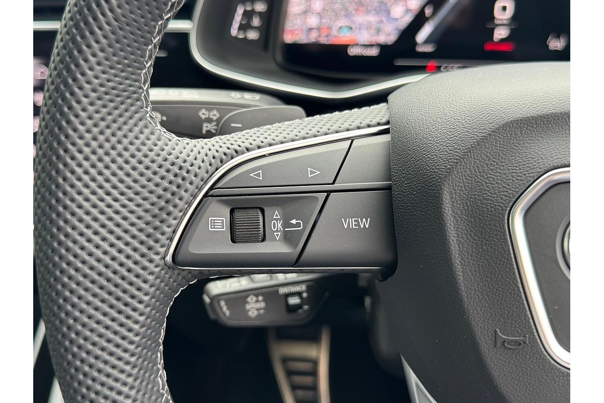 2024 Audi Q8 50 TDI S line F1