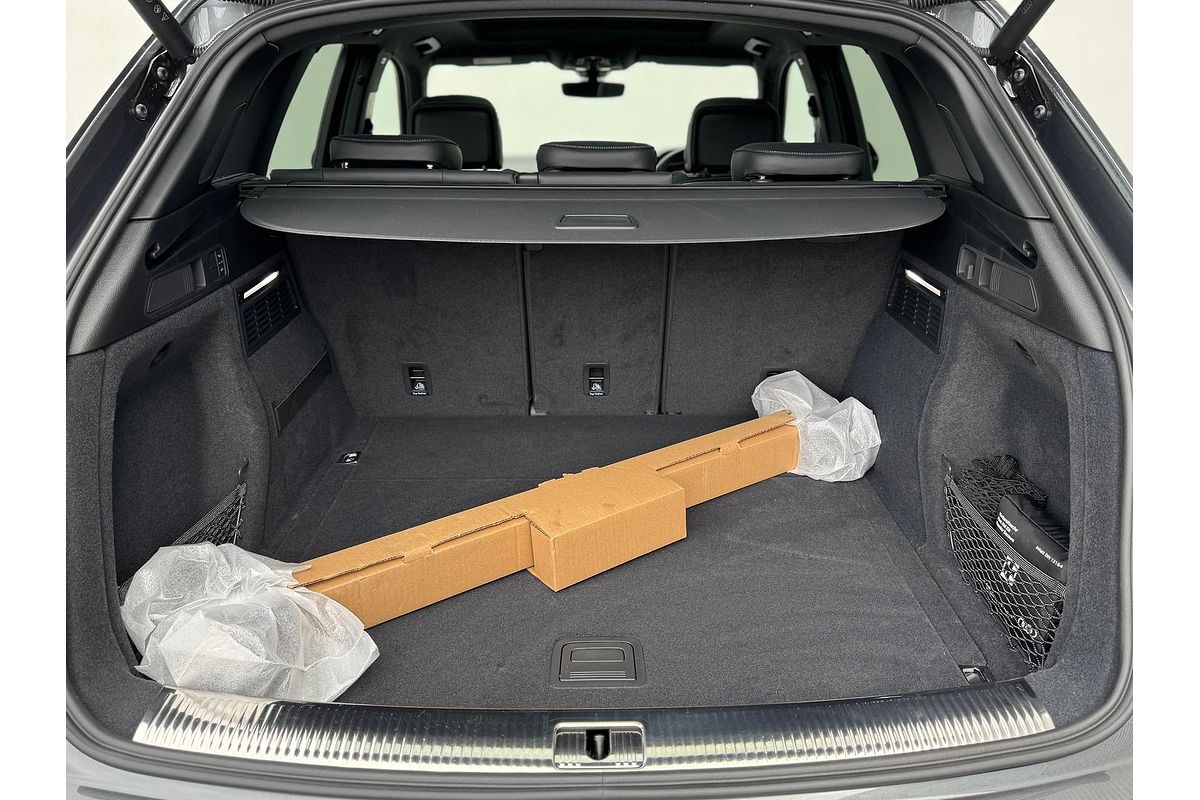 2024 Audi SQ5 TDI FY