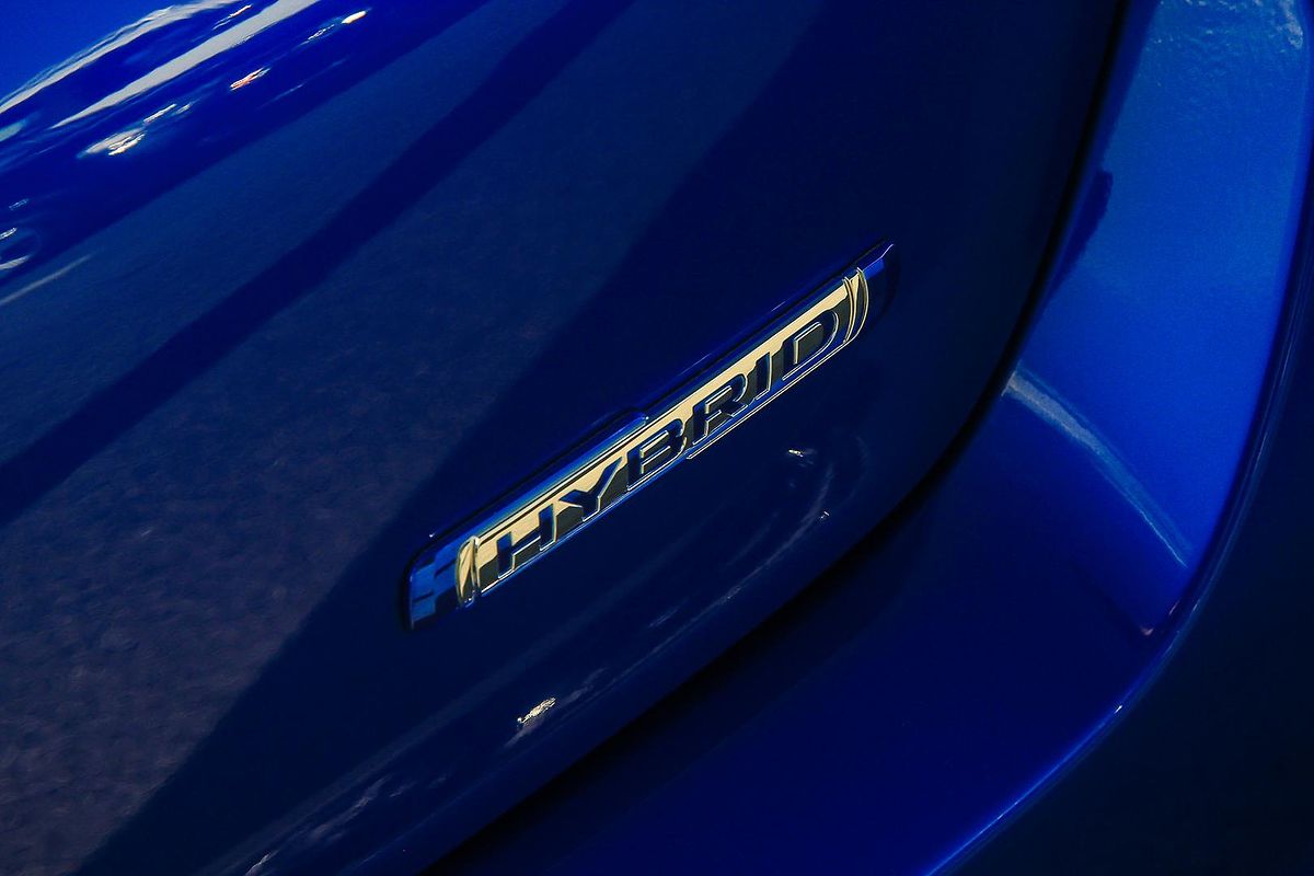 2025 Suzuki Swift Hybrid UZ