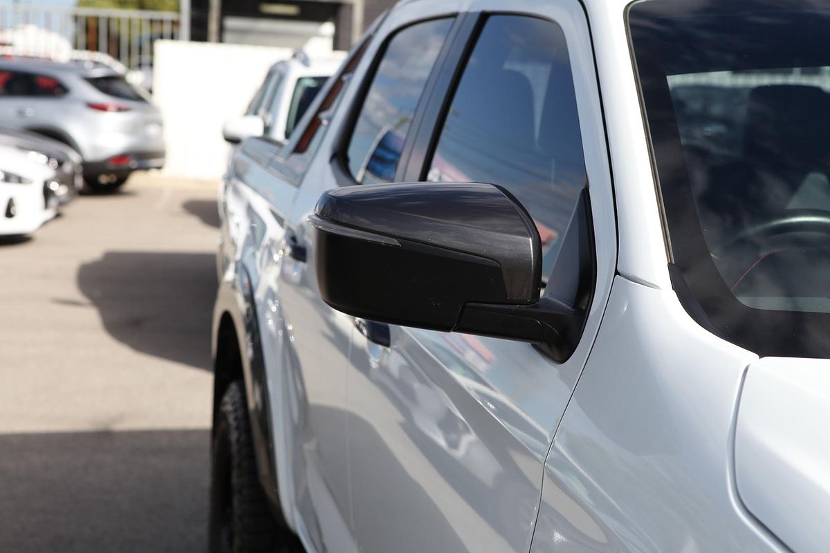 2022 Isuzu D-MAX X-TERRAIN 4X4