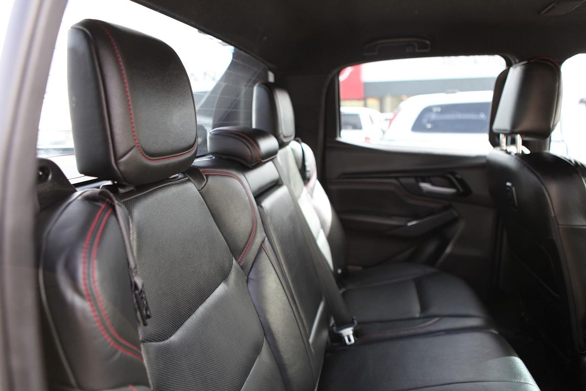 2022 Isuzu D-MAX X-TERRAIN 4X4