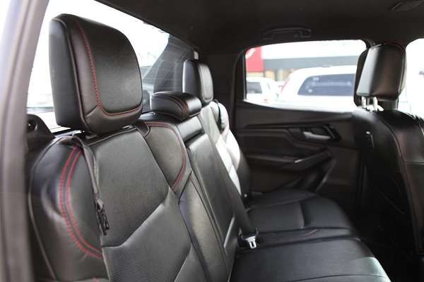 2022 Isuzu D-MAX X-TERRAIN 4X4
