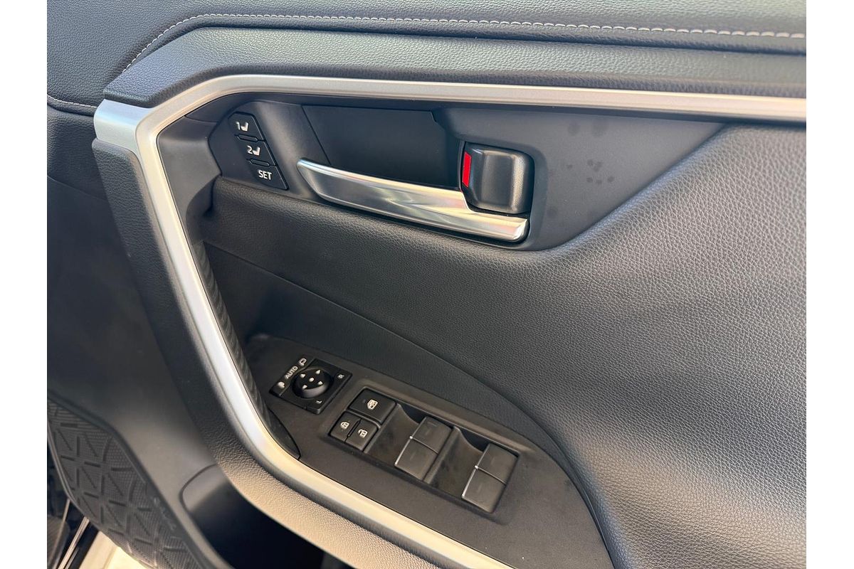 2022 Toyota RAV4 Cruiser AXAH54R