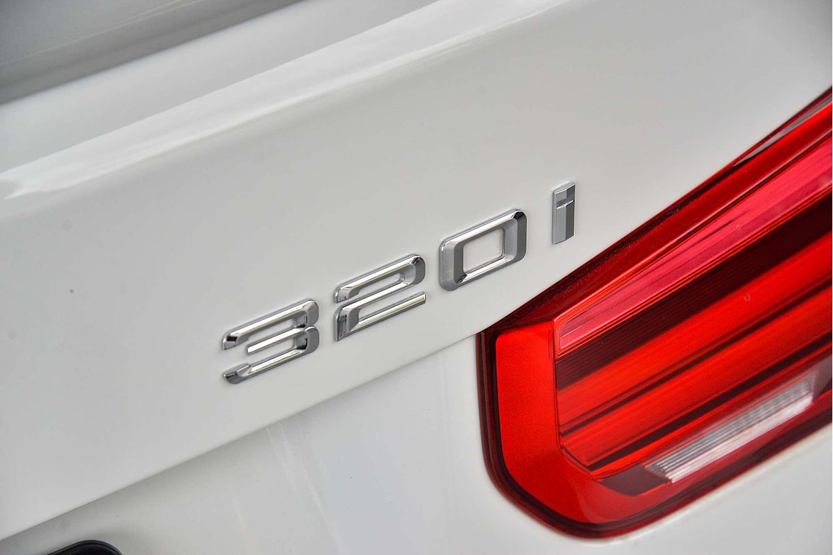 2017 BMW 3 Series 320i Luxury Line F30 LCI