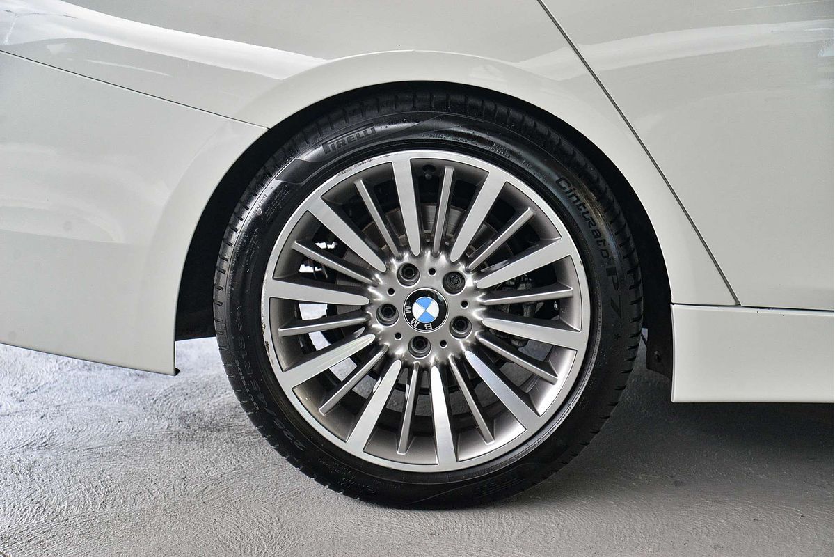 2017 BMW 3 Series 320i Luxury Line F30 LCI