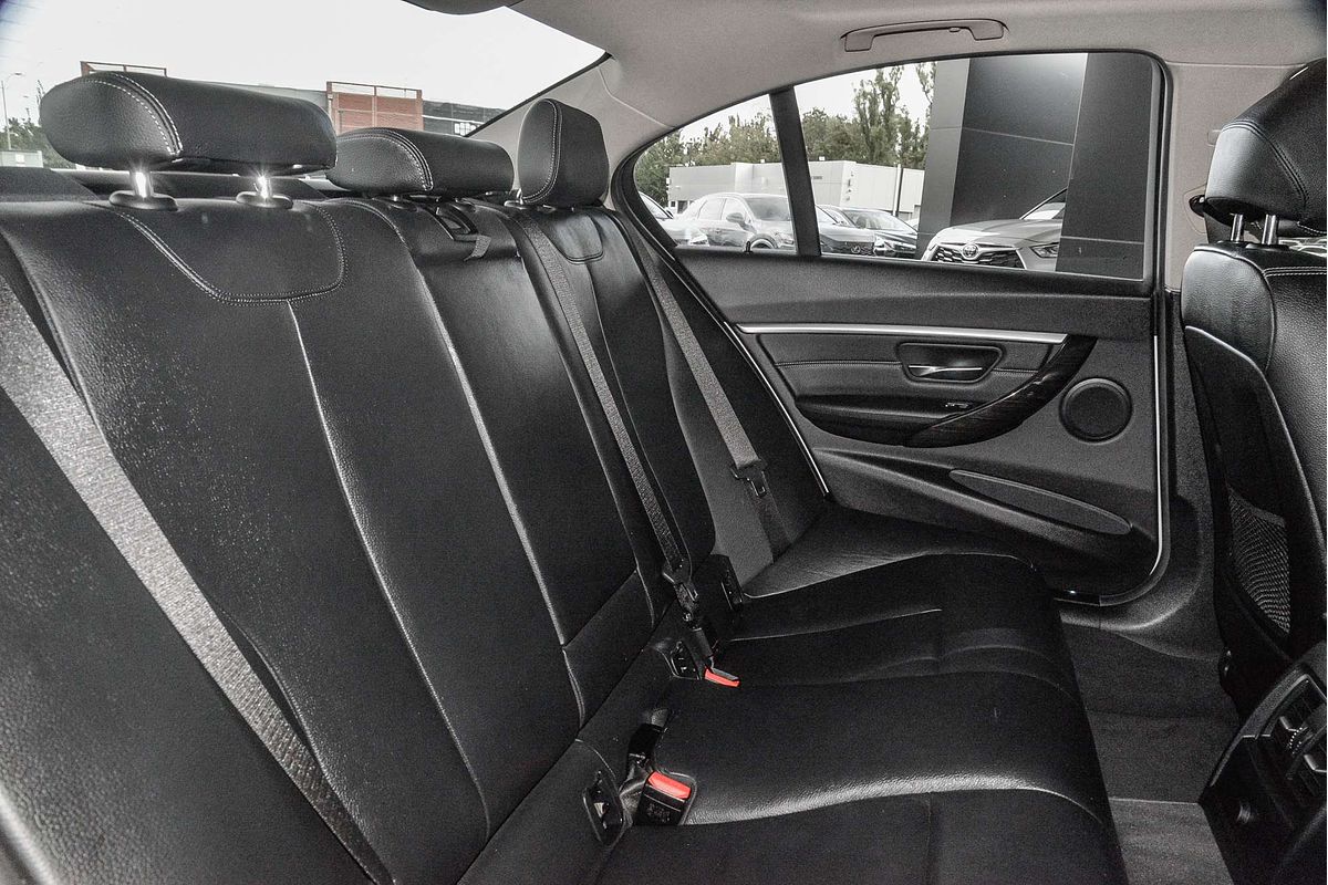 2017 BMW 3 Series 320i Luxury Line F30 LCI