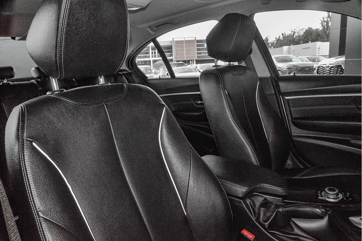 2017 BMW 3 Series 320i Luxury Line F30 LCI