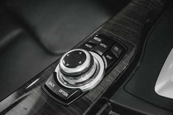 2017 BMW 3 Series 320i Luxury Line F30 LCI