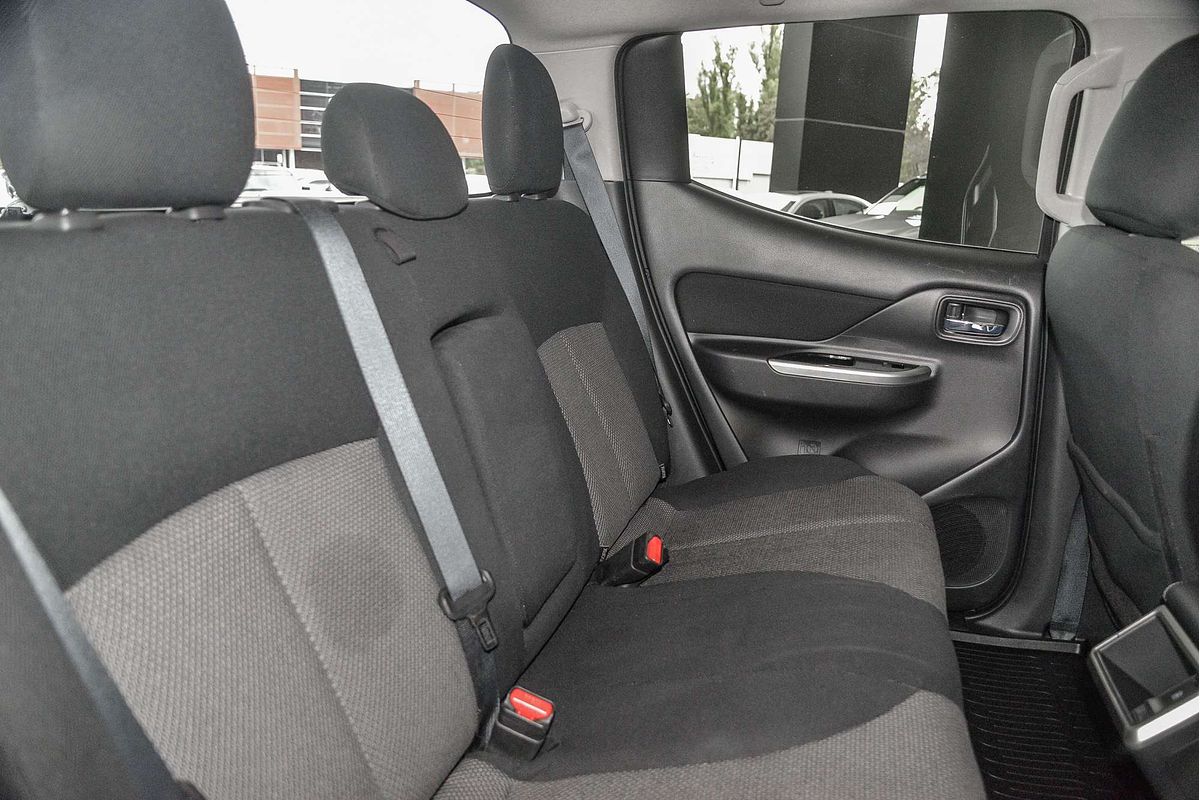 2021 Mitsubishi Triton GLS MR 4X4